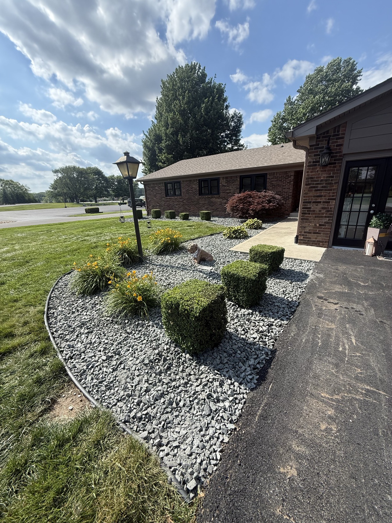 Richhart Lawncare work example 11